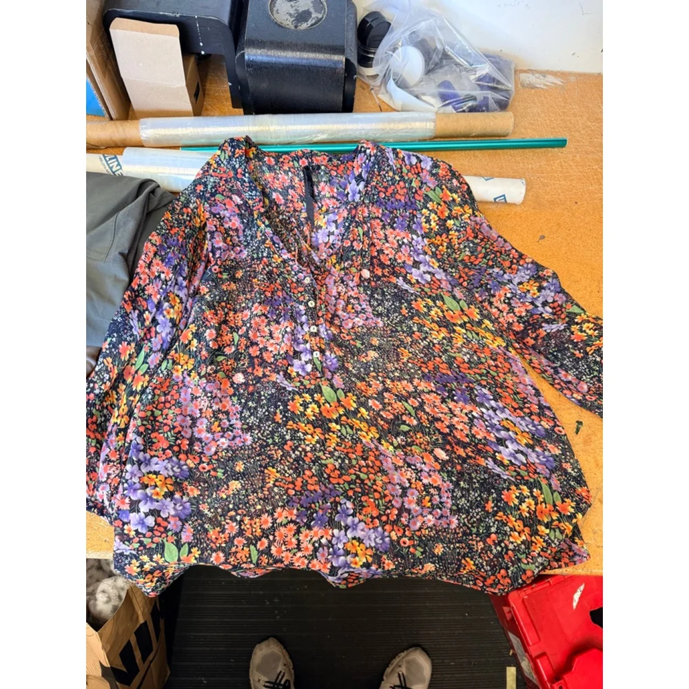 Women's Unbranded Black Multicolor Floral Blouse S - Picture 4 of 4